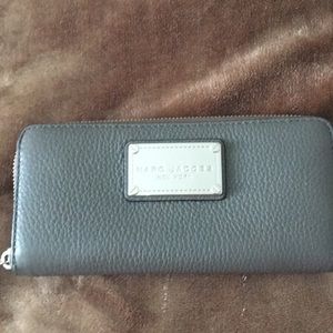 Marc Jacobs wallet